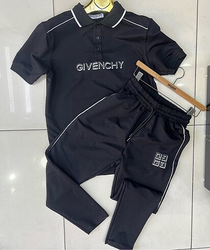 GIVENCHY takım