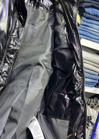 Siyah Parlak Yüksek Yakalı Erkek Yelek - Görsel 3