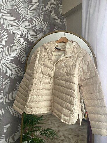 m Beden camel Renk Nike mont
