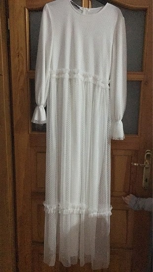 Beyaz elbise
