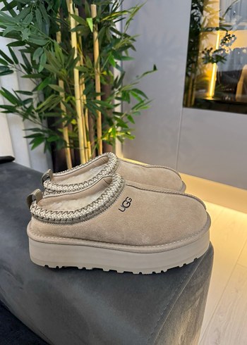 Ugg 38