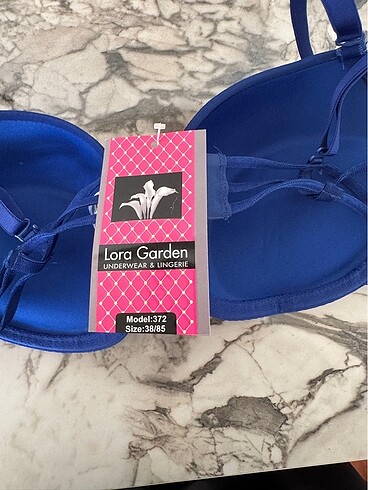 38 Beden LARA GARDEN