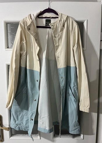 İki Renkli Kadın Midi Yağmurluk - Görsel 3