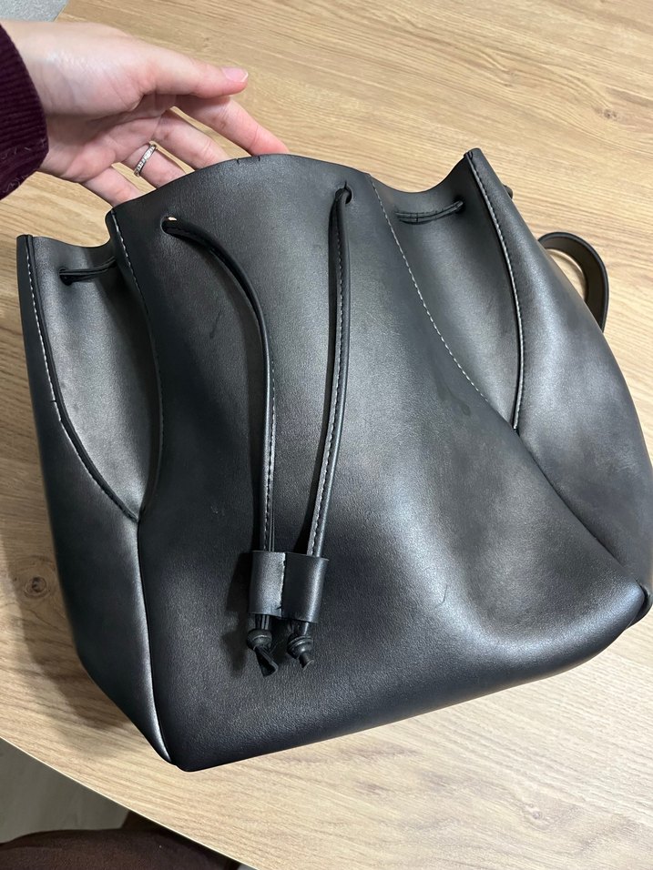 Gri metalik Deri Kadın Sırt Çantası - Görsel 2