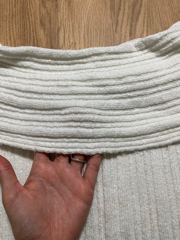 Kadın Bej Oversize Triko Kayık Yaka Kazak - Görsel 2