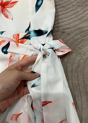 Beyaz Çiçek Desenli Midi Bohem Elbise - Görsel 3