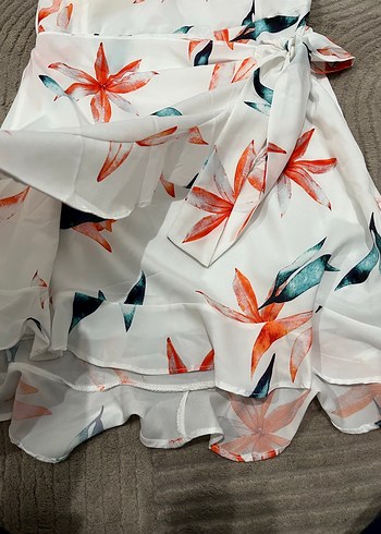 Beyaz Çiçek Desenli Midi Bohem Elbise - Görsel 4