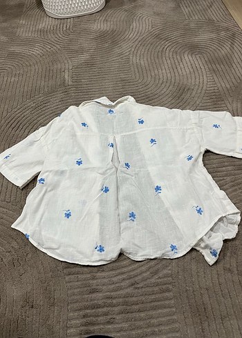 Nakışlı Beyaz Keten Kadın Gömlek - Görsel 4