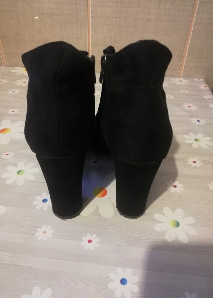 PÜSKÜLLÜ YARIM BOT - Görsel 4