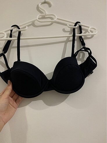 Zara bikini üstü
