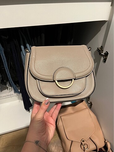 h&m mini çanta