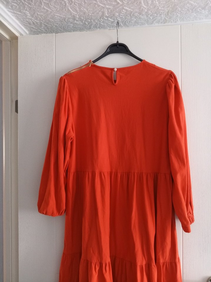 Kırmızı Uzun pamuklu bilek boy Elbise - Görsel 2