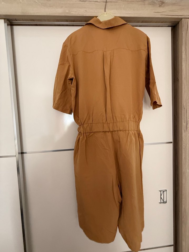 Camel Kemerli Kısa Kollu Mini Tulum - Görsel 3