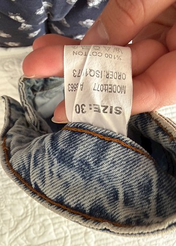 Buz mavi Kadın Mini Denim Şort - Görsel 4