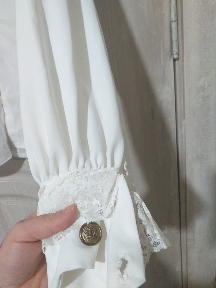 Dantel Detaylı Beyaz Vintage Kadın Gömlek - Görsel 4