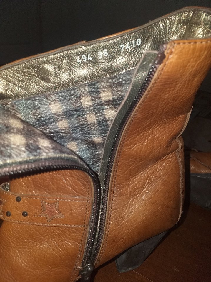 Kahverengi Deri Tokalı Kadın Bot - Görsel 4