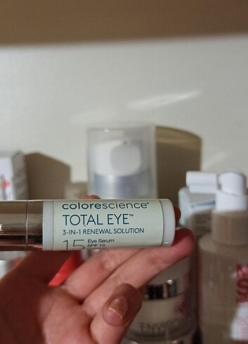 Colorescience kapatıcı 