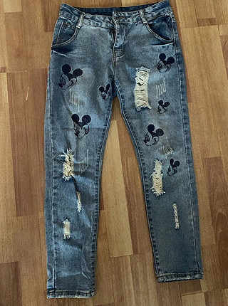Mickey mom jeans