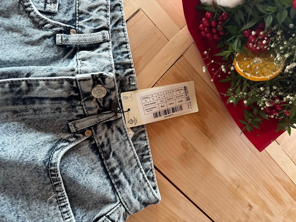 Buz mavisi şort etiketli - Görsel 3