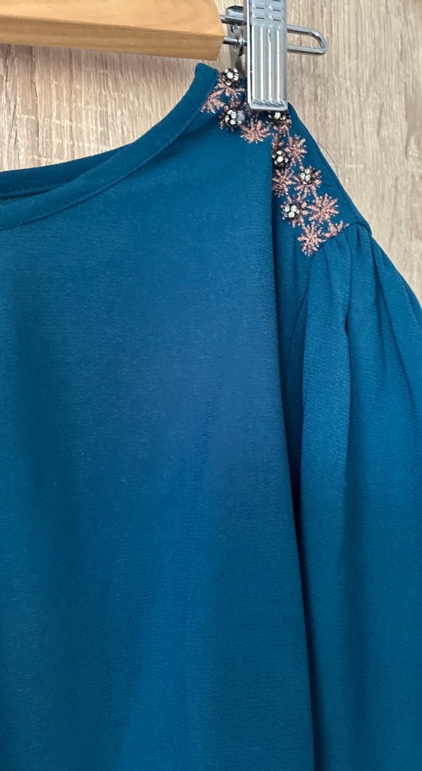 Uzun Kollu V Yaka Mavi Bluz - Görsel 3