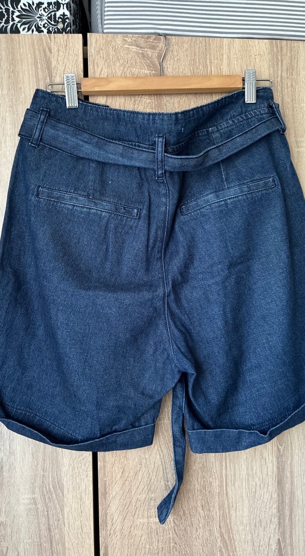 Kadın Lacivert Kemerli Denim Şort - Görsel 2