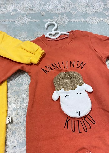 6 Ay Beden turuncu Renk İkiz Bebek Tulumları