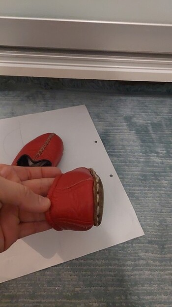 24 Beden kırmızı Renk Deri ayakkabı