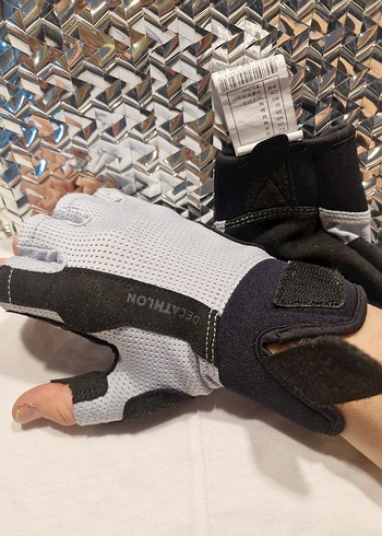 Decathlon Spor Eldiveni - Görsel 2