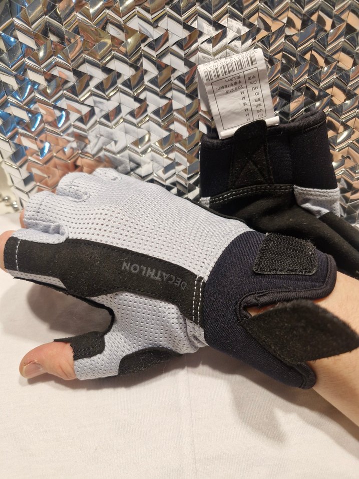 Decathlon Spor Eldiveni - Görsel 2