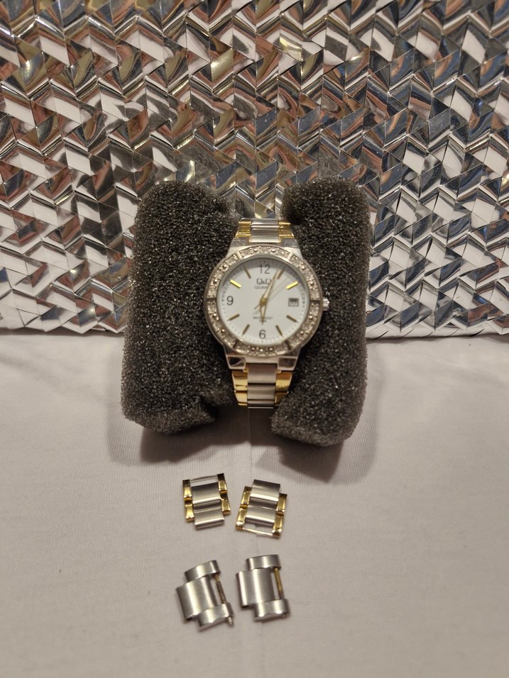 Q&Q Quartz Bayan Kol Saati  Çelik Kordon - Görsel 3