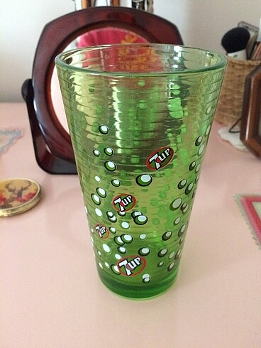 Beden 7up cam bardak