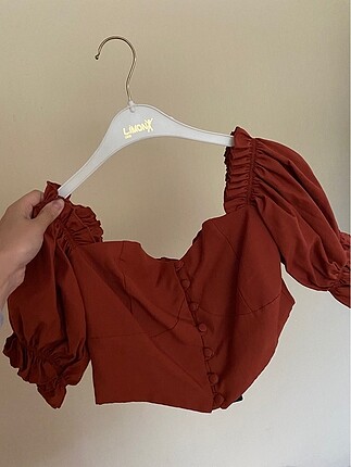 Kiremit Düğme Detaylı Crop Bluz