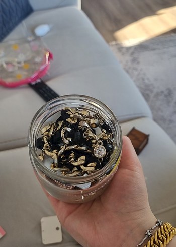 Altın Kapaklı Cam Kavanozda Takı Seti - Görsel 5