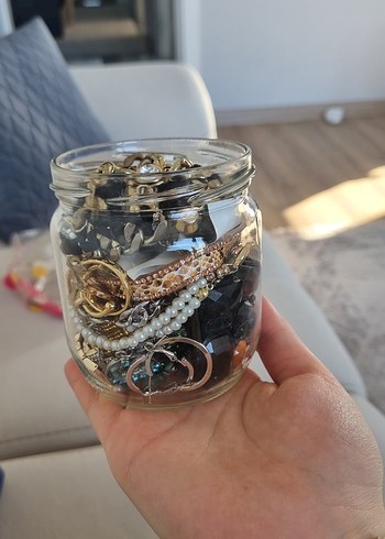 Altın Kapaklı Cam Kavanozda Takı Seti - Görsel 2