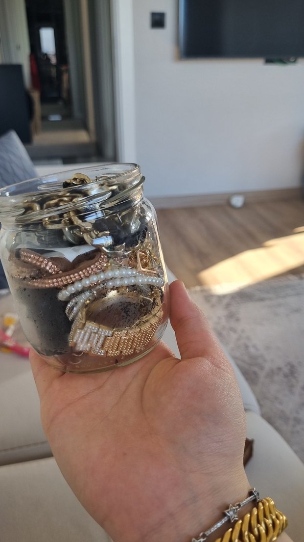 Altın Kapaklı Cam Kavanozda Takı Seti - Görsel 4