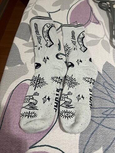 Desenli çorap