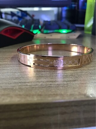 Gucci tasarım bileklik