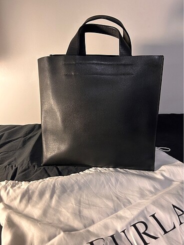 Furla çanta