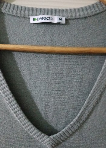 Gri V Yakalı Kadın Triko Kazak - Görsel 3