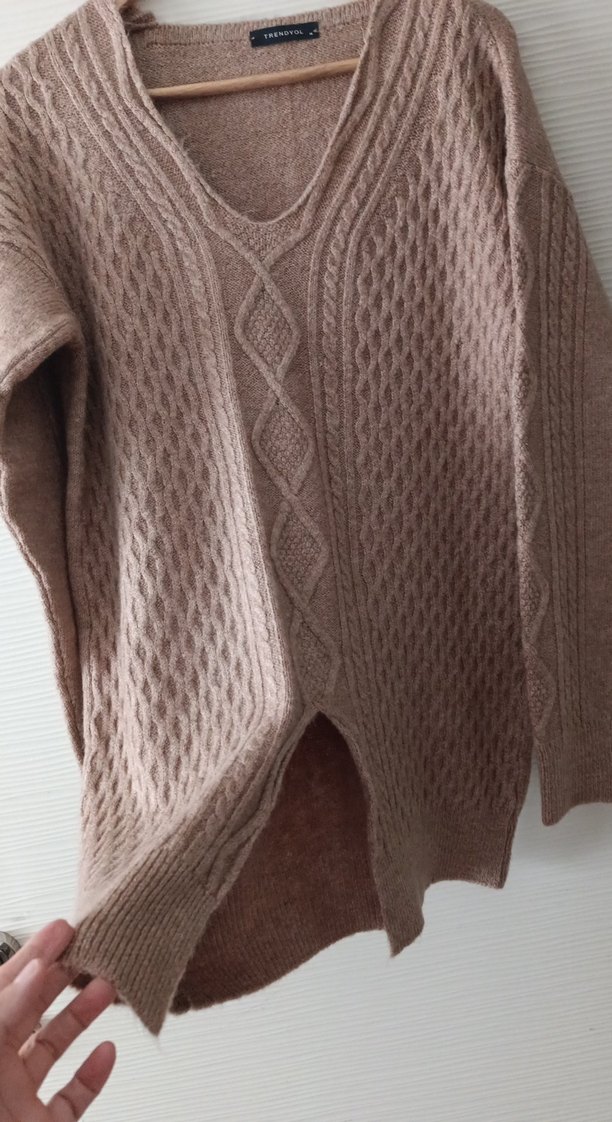 V Yaka Bej Örgü Kadın Kazak - Görsel 3