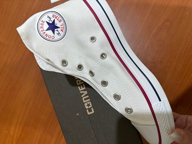 BEYAZ BİLEKLİ CONVERSE