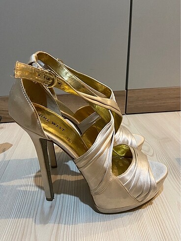 40 Beden ten rengi Renk Nine west platform ayakkabı