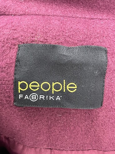 36 Beden bordo Renk Fabrika Ceket %70 İndirimli.