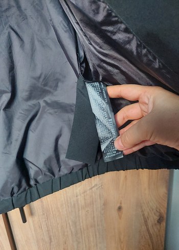 Siyah Kapüşonlu Fermuarlı erkek Yelek - Görsel 3