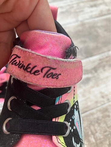 23 Beden Skechers ayakkabı 23 numara