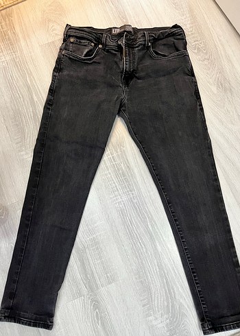 LTB Koyu Siyah Dar Kesim Denim Jean