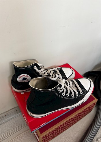 Converse Siyah Beyaz Yuksek Bilekli Sneaker