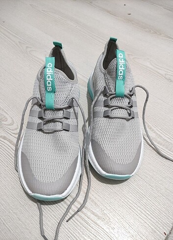 Adidas Spor ayakkabı 