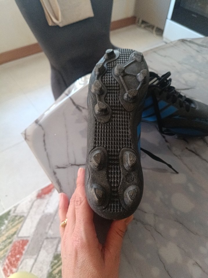 siyah Erkek Futbol Ayakkabısı yeni etiketi yok sadece - Görsel 5