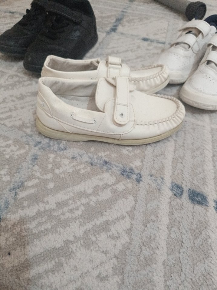 Beyaz Tokalı Erkek Çocuk Günlük Ayakkabı - Görsel 2